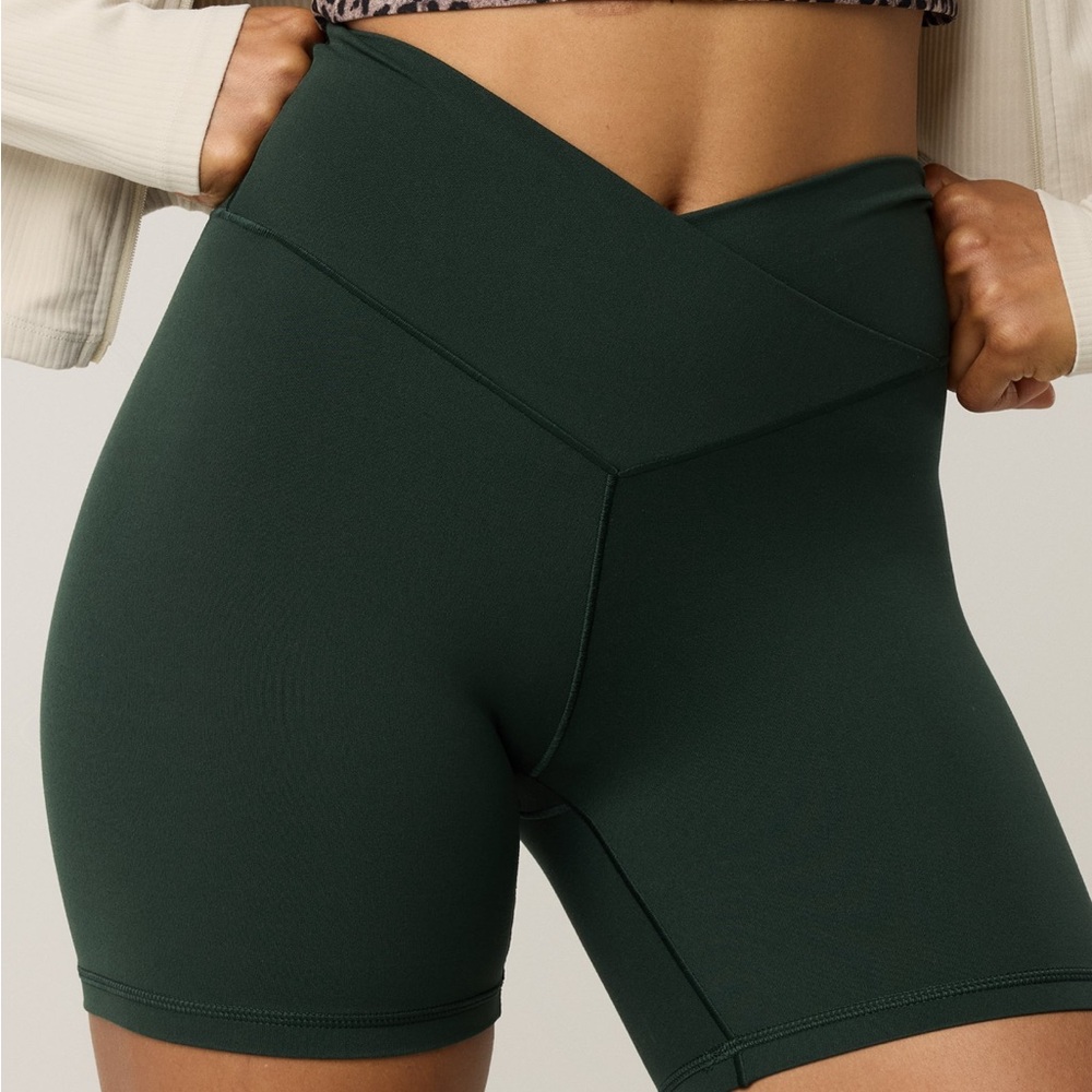Offline by Aerie Real Me Crossover Bike Shorts